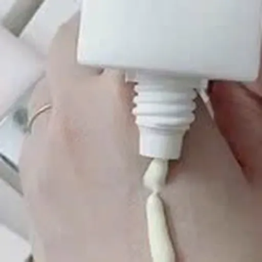 Lý do Cục Quản lý dược thu hồi 77 sản phẩm mỹ phẩm do Công ty Ucanrely phân phối