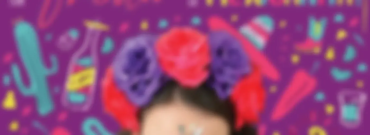 Nuestras Raíces con Frida la Mexicanita