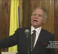 DEUS SEPARA A LUZ DAS TREVAS