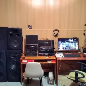 Radio x 10 centro