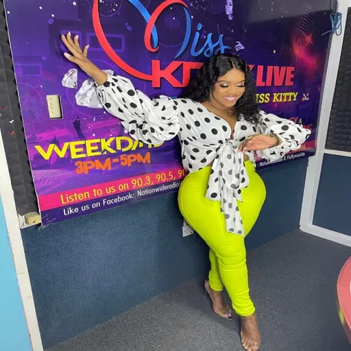 Miss Kitty 2025-11-27 15:00