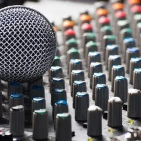Radio Luz Divina