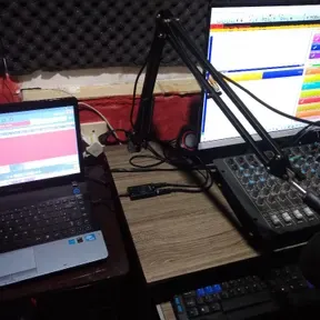 RADIO PLAY FM 92