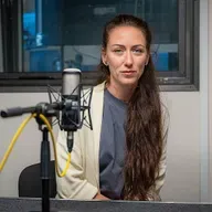 Annas Fišeres darbs "Noesis" piedāvā jaunu pieredzi par sintezatoriem