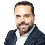 El concejal y 1º Teniente de Alcalde José Déniz habla del cierre inmediato del aparcamiento de Hoya Viciosa