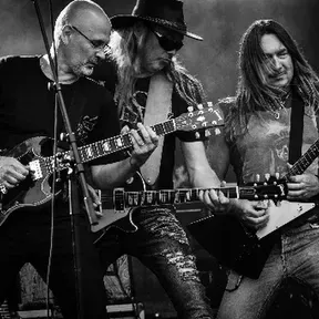 Janauba Online - Rock Internacional