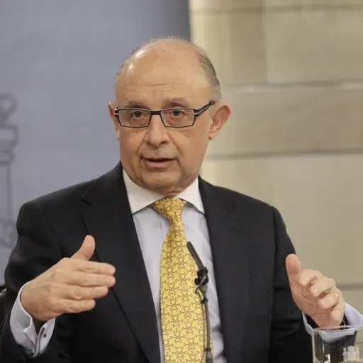 Tertulia: El bipartidismo se enreda en sus casos de corrupción