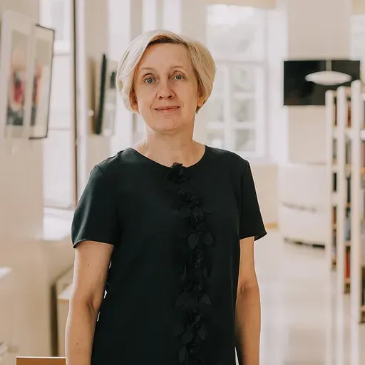 Елена Шапкова: Мы должны вернуться к чтению и окрыть его для своих детей