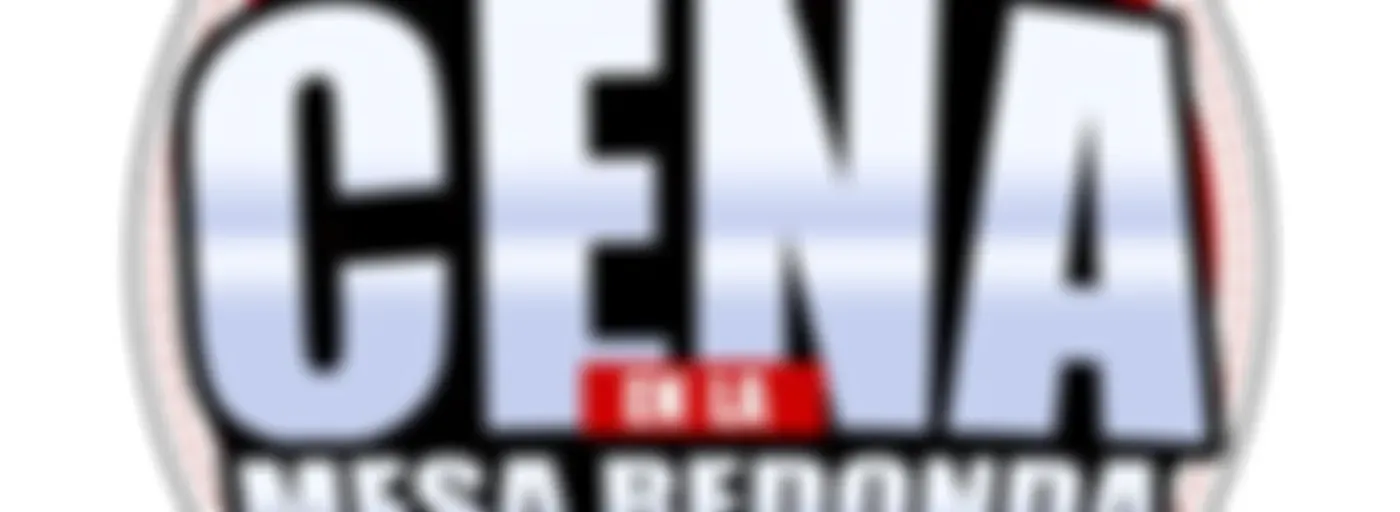 Cena En La Mesa Redonda