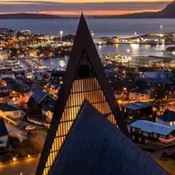 Guðstænasta jólaaftan í Vesturkirkjuni.