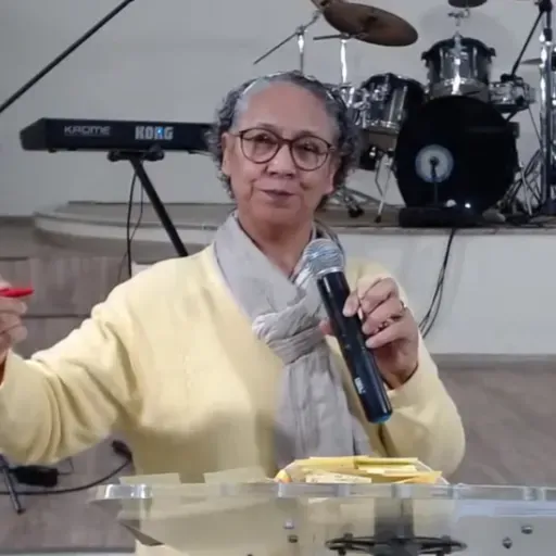 Culto em Família | Os falsos mestres atacam a igreja | Miss. Adelina Ribeiro