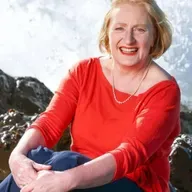 E54 - Gráinne Moss - The Jelly Fish Magnet.