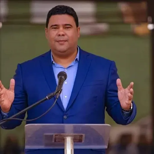 Sociedad civil de Bávaro dejan plantado a Cholitin donde se explicaría trabajos de CEPM.mp3