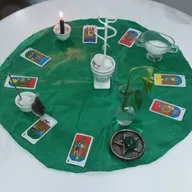 Altar em honra a Wadjet