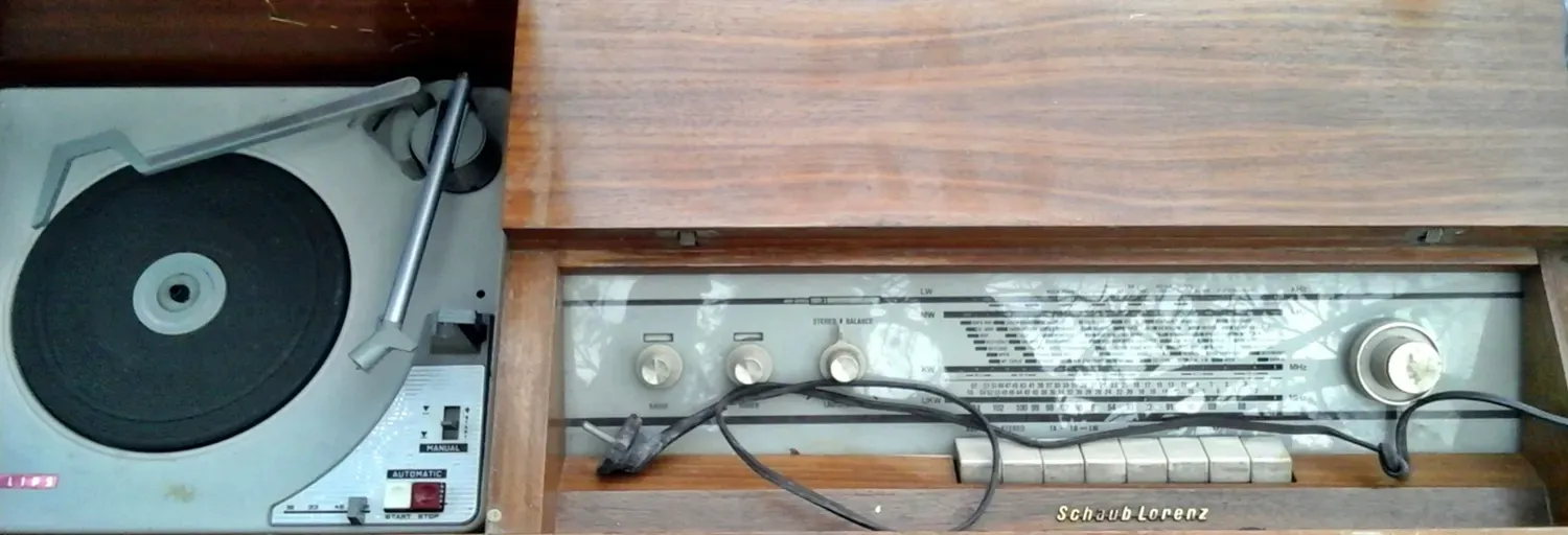 Studio 5.71 fm mixalis.