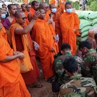 Porque é que o Camboja e Tailândia estão em guerra aberta em 2025?