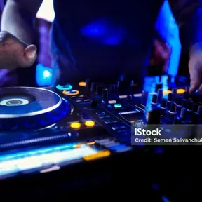 MKDJFM