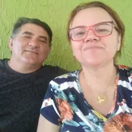 Quero ter um coração que escuta ( Provérbios 23,12.15 19.26)