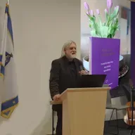 Jono paprastumas ir gelmė. Klausimai – atsakymai