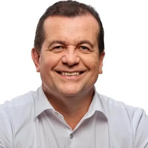 ENTREVISTA COM WALDEMAR OLIVEIRA NA RÁDIO VILABELA