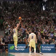 Tirando a Fallar: Unicaja elimina al Barça, los Pacers dan primero y entrevista con Chumi Ortega