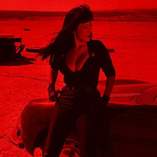 Tura Satana, Mel Brooks y Event Horizon