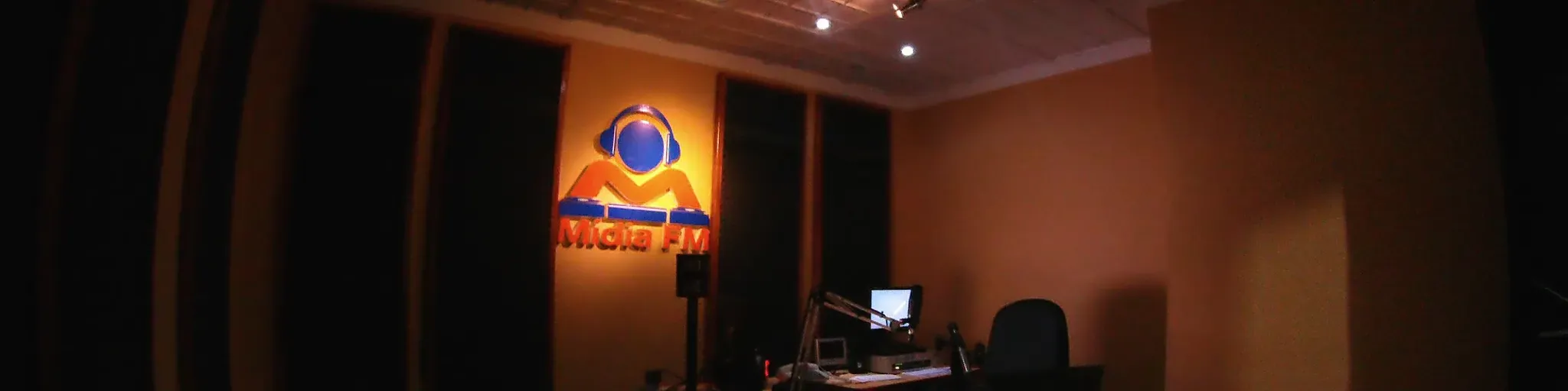 Midia FM