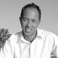 Craig Davidson (Lifeguarding in Hawaii, Hollywood Stunts and Fitness Standards) - Episode 470