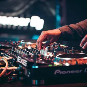 Deephouse Hub
