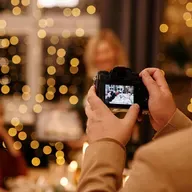 Ģimenes fotosesija Ziemassvētkos: kas motivē šādam īpašam brīdim