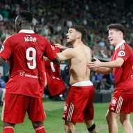 El Sevilla resurge en La Cartuja e iguala el derbi