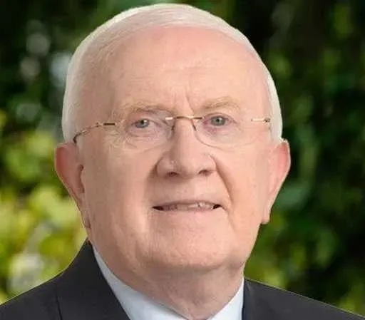 An Teachta Dála Pat the Cope Ó Gallachoir.