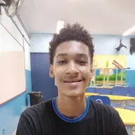 Em qual lado acreditar?