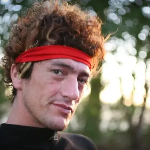 Las Locas Aventuras de Pity Álvarez antes de transformarse en Pity Álvarez.