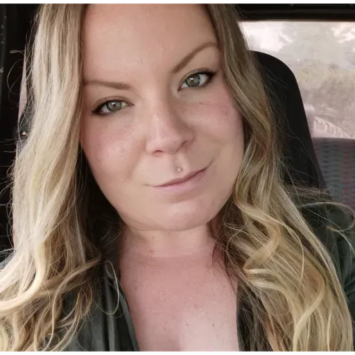 Vanished on her way to work  -  What happened to Shannon White?