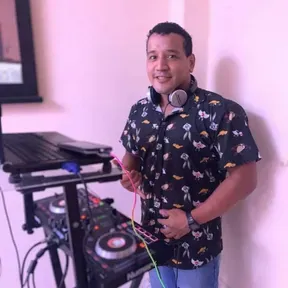 Tu Musica DJ VEGETA