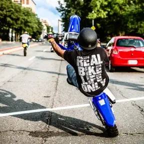 Andresfelipe_stuntbike