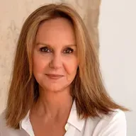 Por si un día volvemos, María Dueñas