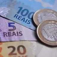 Melhor presente com o décimo terceiro salário é limpar o CPF, afirma economista