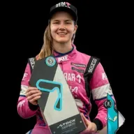 Entrevista com a piloto Bruna Tomaselli