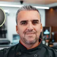 Puente Tocinos suma una nueva propuesta gastronómica: La Barra de Juan Campoy