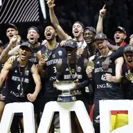 Tirando a Fallar: Alemania domina Europa, el affaire Kawhi y un español entrenando en Ruanda
