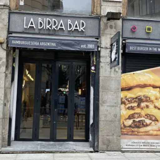 Otro argentino en Madrid: conocemos La Birra Bar, una hamburguesería argentina