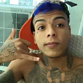 Mika Eterno Kevin