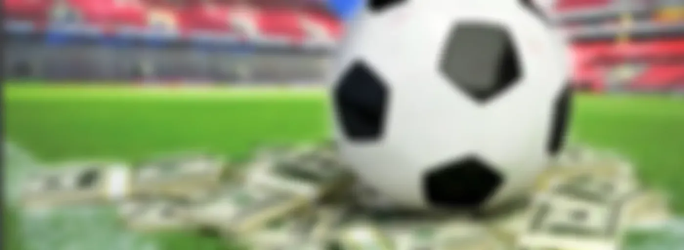 "Le due facce del pallone. Il calcio tra business e sentimento"