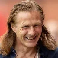 1156: LISTEN: Gillingham manager Gareth Ainsworth reacts to the club's 1 - 0 win over Barrow
