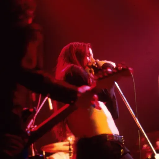 Under The Bridge – Red Hot Chili Peppers