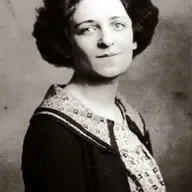 Anett Jessop talks Laura Riding