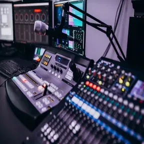 RADIO BIS FM