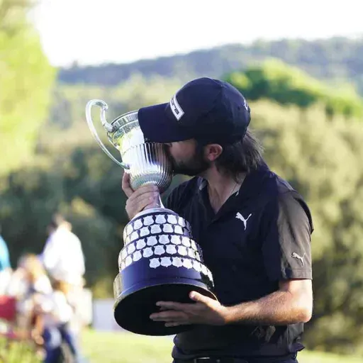Un buen momento para gafar a la Armada española